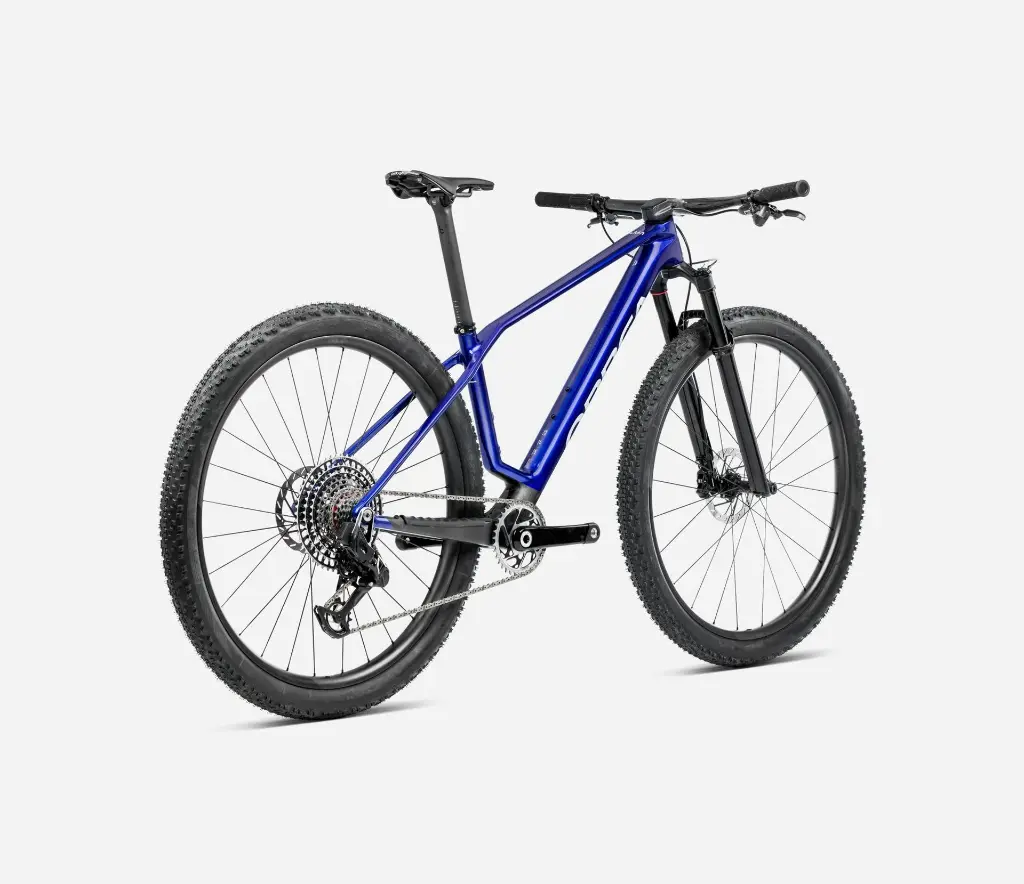 S222TTCC-F8-BACK-ALMA_MLTD_over.webp